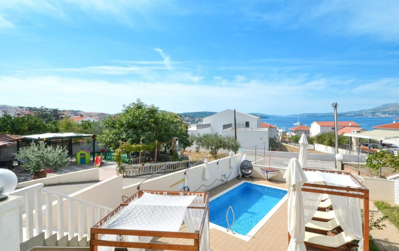 Apartments Santo Trogir - Okrug Gornji Ngoại thất bức ảnh