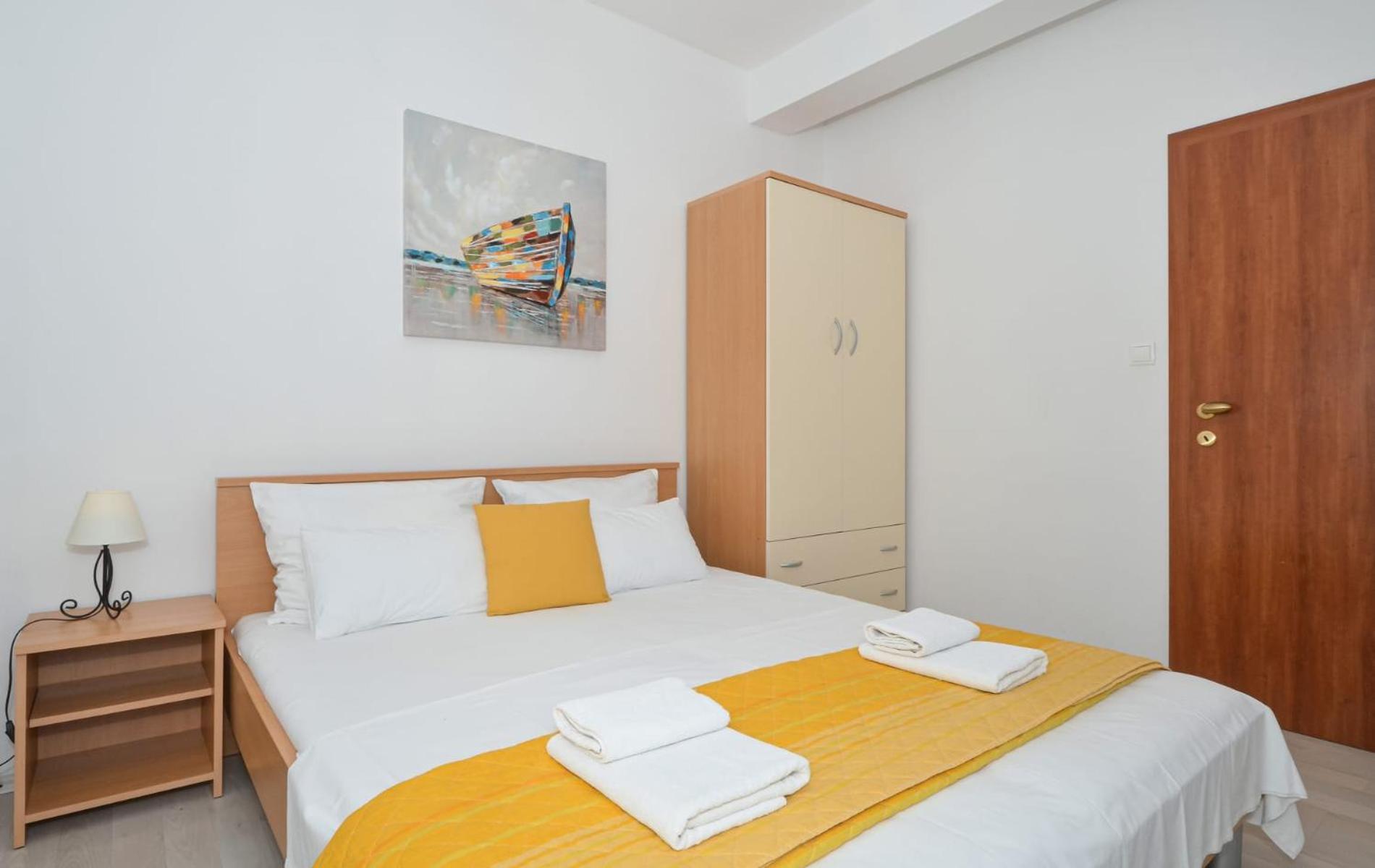 Apartments Santo Trogir - Okrug Gornji Ngoại thất bức ảnh