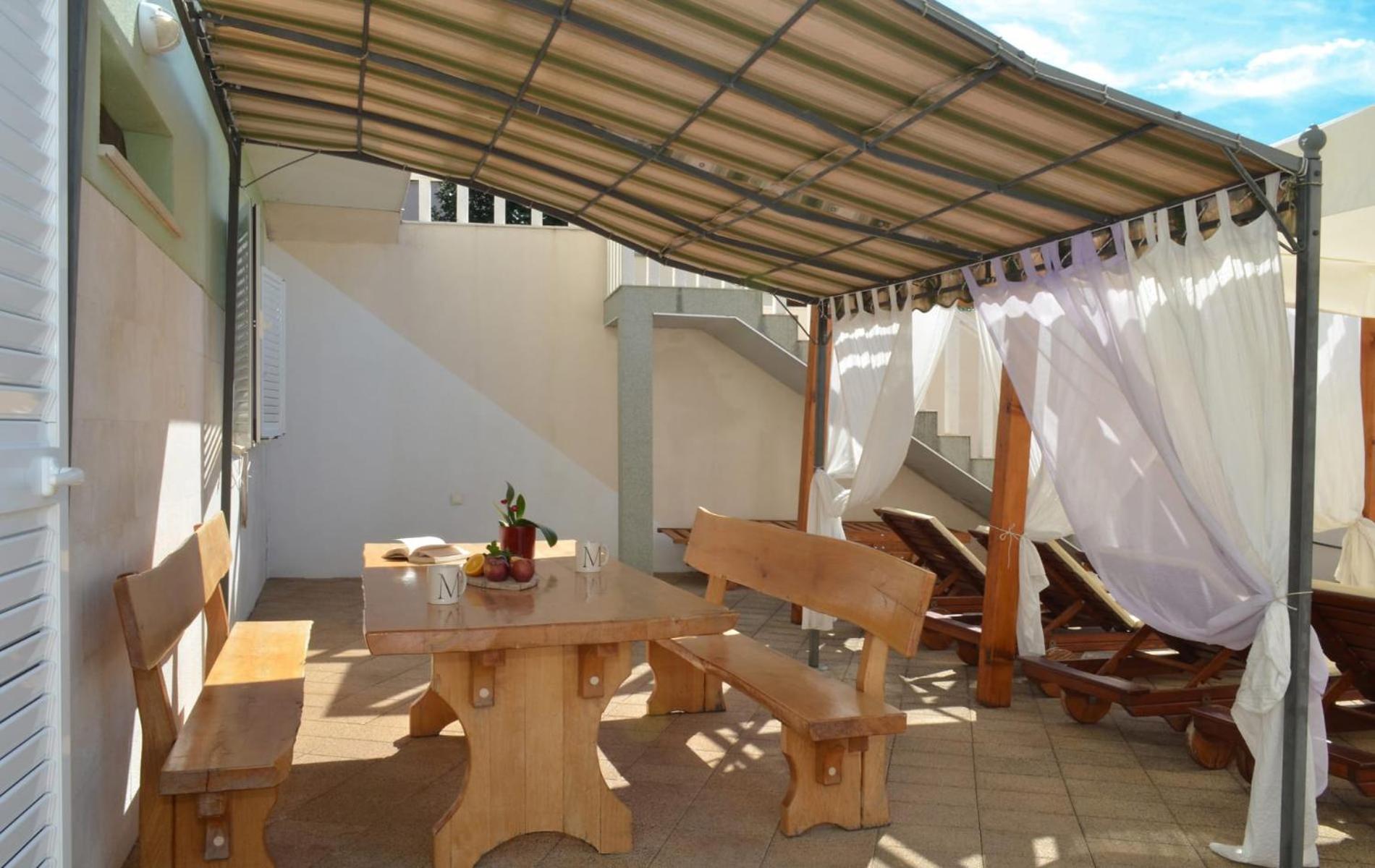 Apartments Santo Trogir - Okrug Gornji Ngoại thất bức ảnh