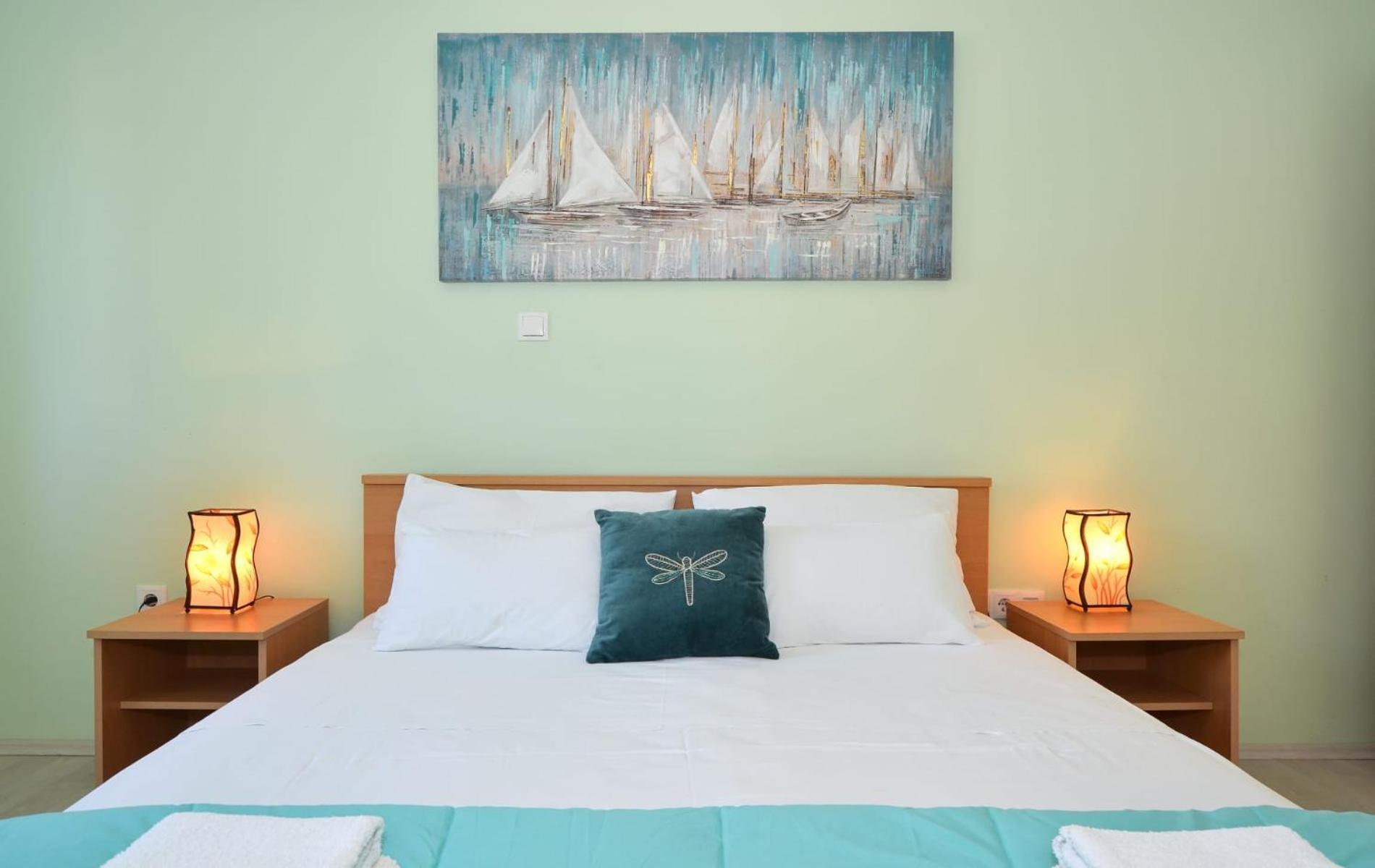 Apartments Santo Trogir - Okrug Gornji Ngoại thất bức ảnh