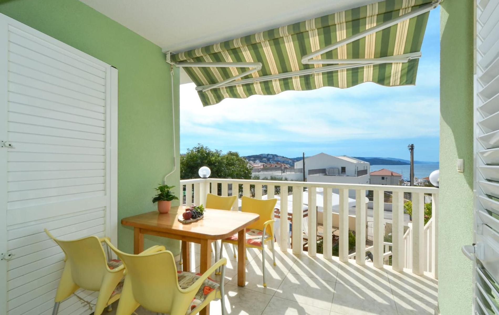 Apartments Santo Trogir - Okrug Gornji Ngoại thất bức ảnh